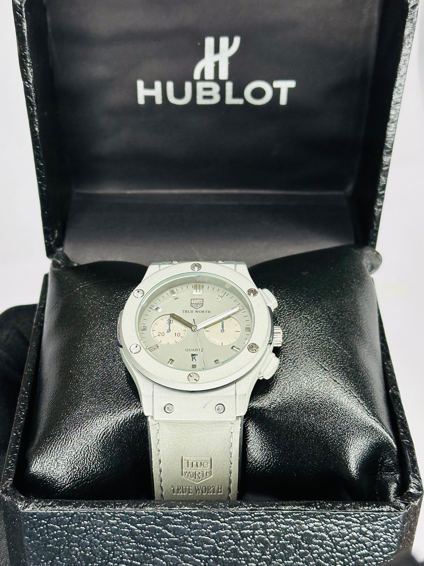 Trueworth Men's Watch